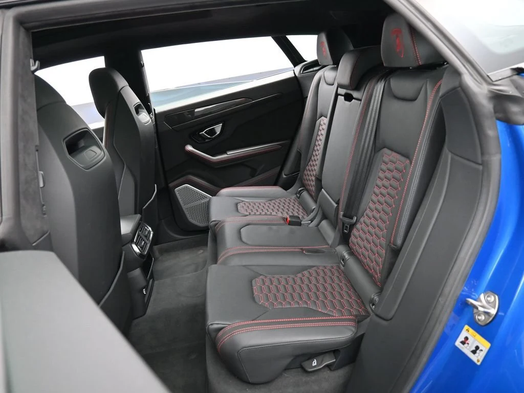 2022 Lamborghini Urus Graphite Capsule interior, seats