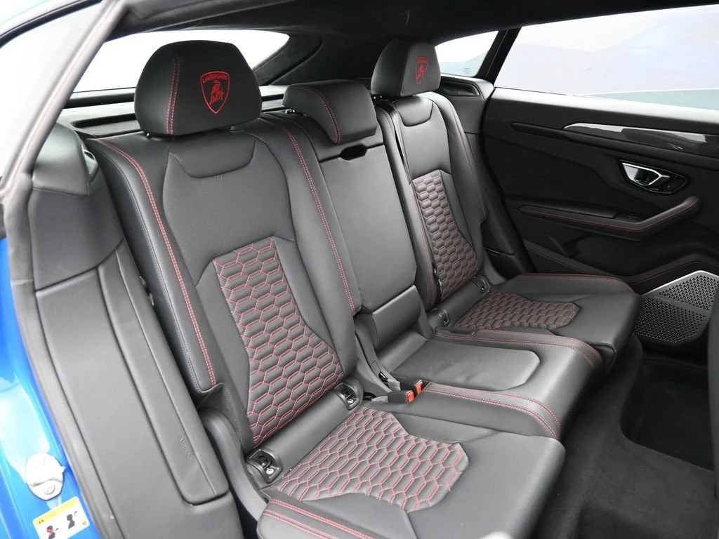 2022 Lamborghini Urus Graphite Capsule interior, seats