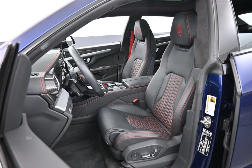 2023 Lamborghini Urus S interior, seats, Nero Ade