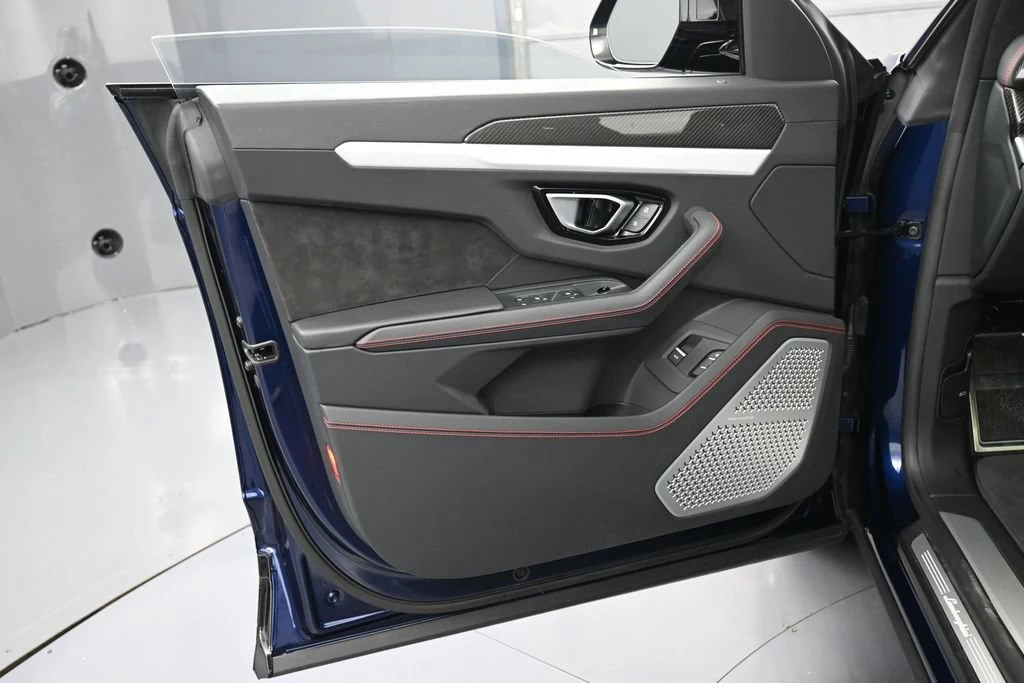 2023 Lamborghini Urus S interior, door panel, Nero Ade