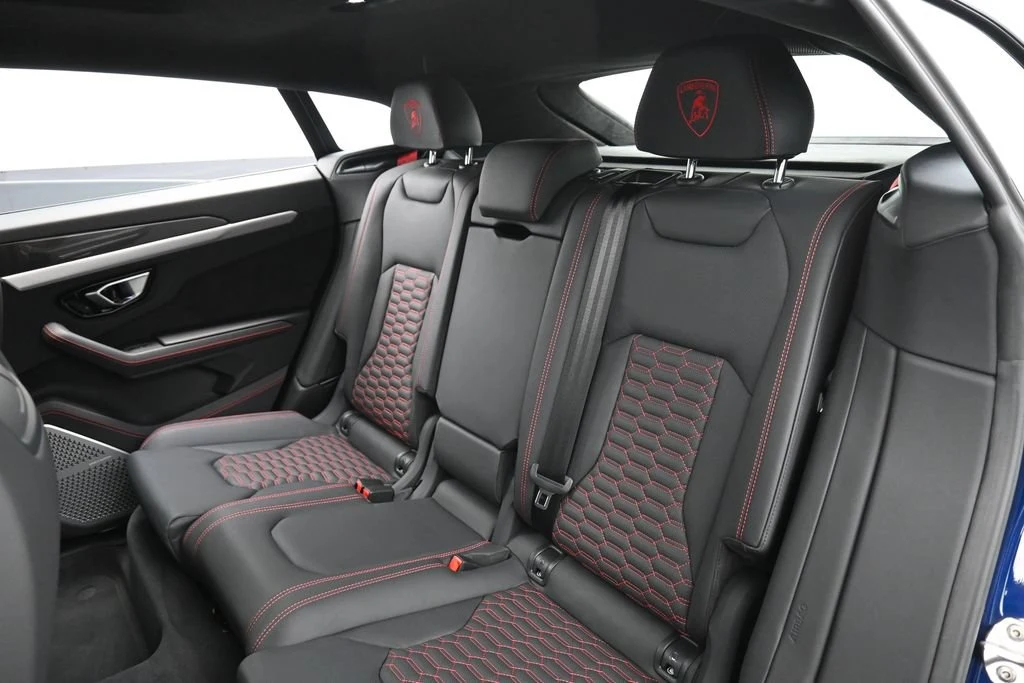 2023 Lamborghini Urus S interior, seats, Nero Ade