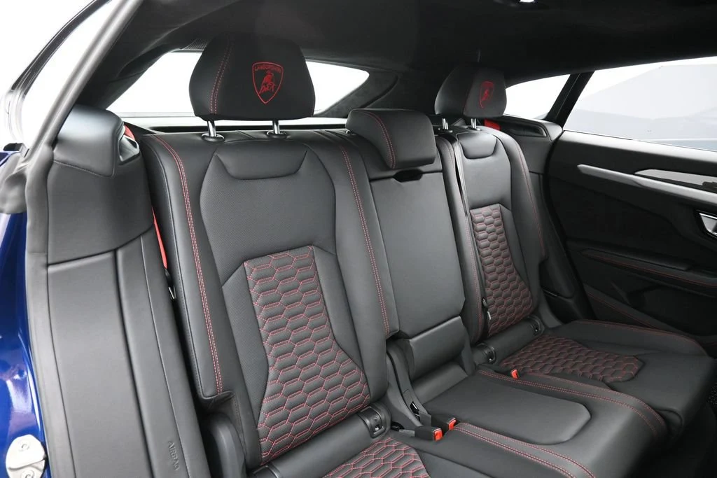 2023 Lamborghini Urus S interior, seats, Nero Ade