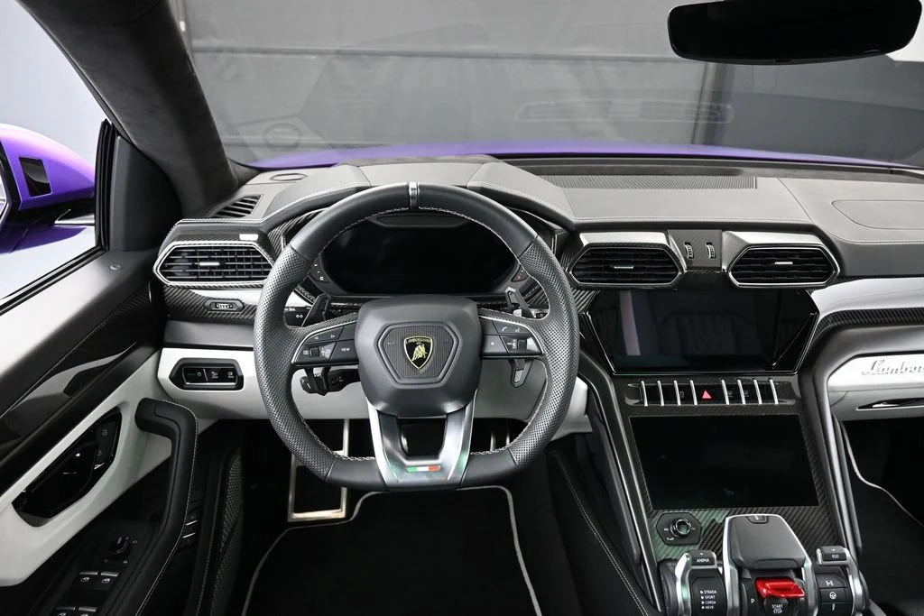 2024 Lamborghini Urus S interior, dashboard, Nero Ade/Bianco Leda