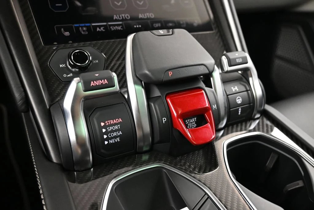 2024 Lamborghini Urus S interior, center console, Nero Ade/Bianco Leda