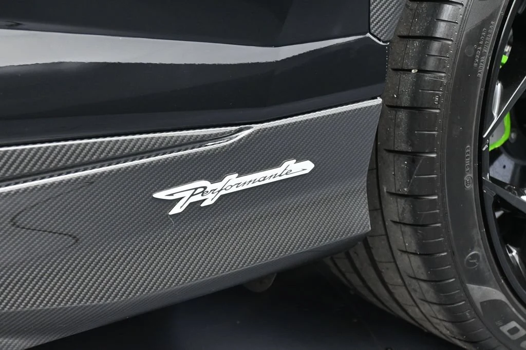 2024 Lamborghini Urus Performante for sale, photo 13 of 30