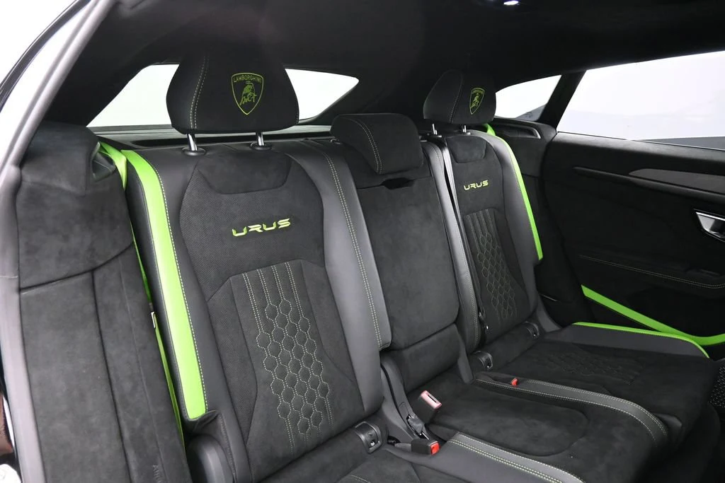 2024 Lamborghini Urus Performante interior, seats, Nero Cosmus/Verde Faurus
