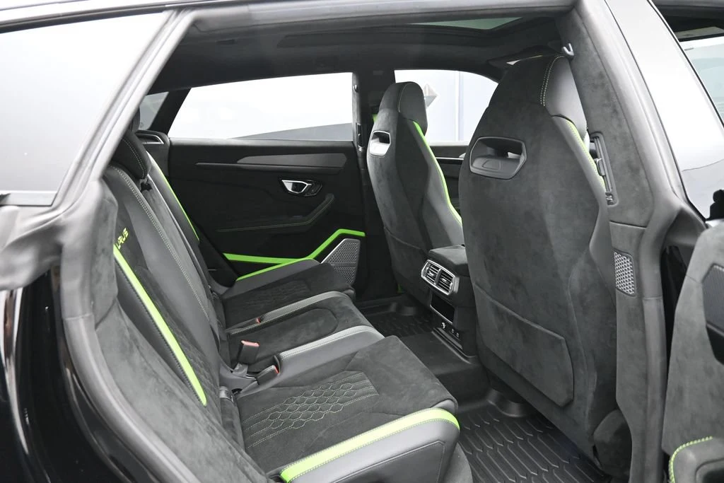 2024 Lamborghini Urus Performante interior, seats, Nero Cosmus/Verde Faurus
