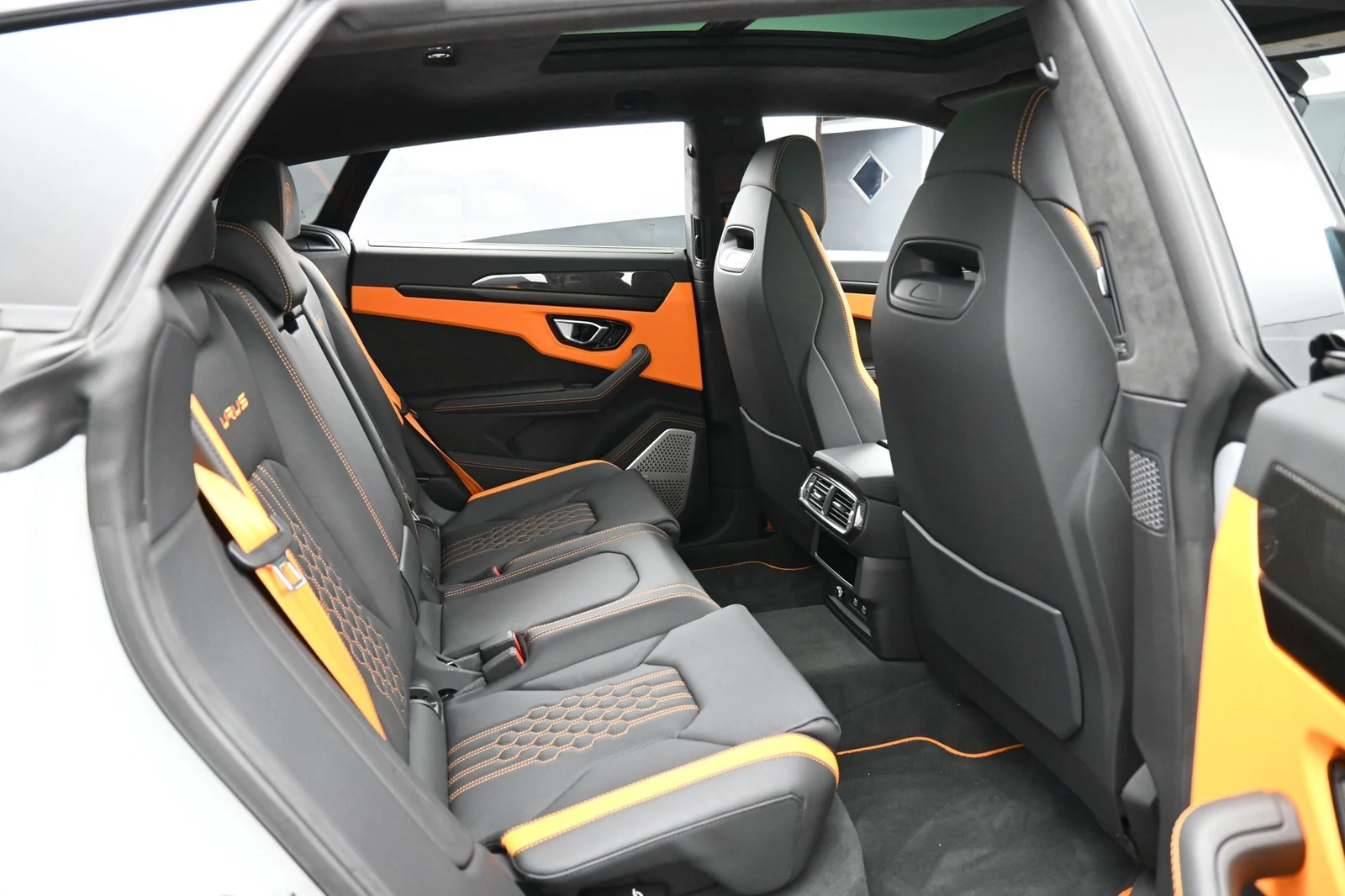 2024 Lamborghini Urus S interior, seats, Nero Ade/Arancio Leonis