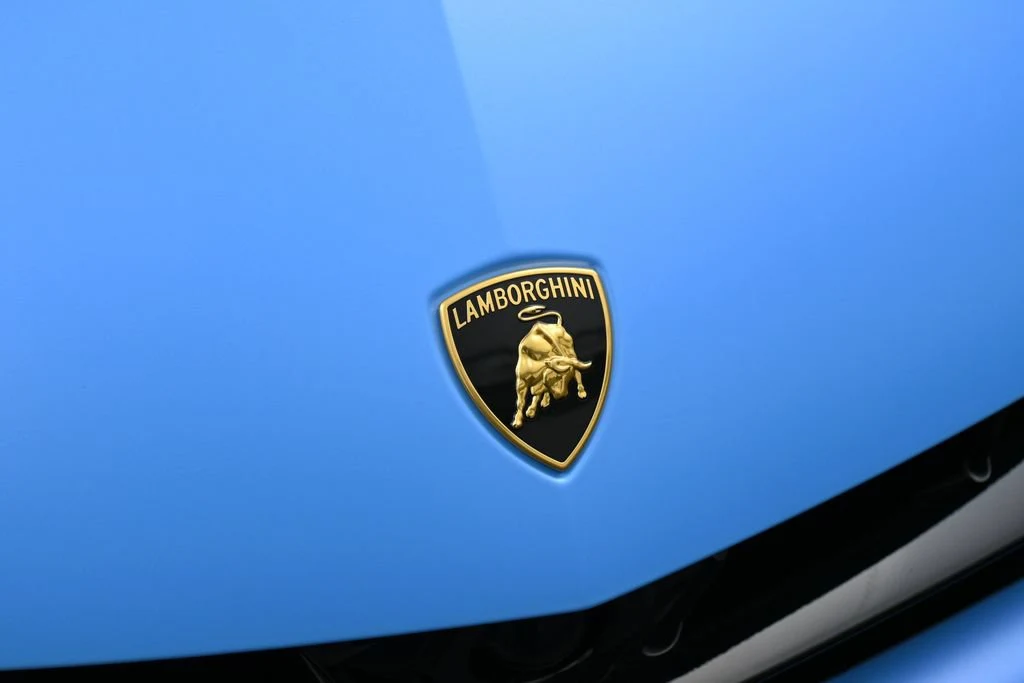 2025 Lamborghini Urus SE, detail