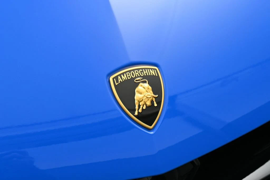 2025 Lamborghini Urus SE, detail