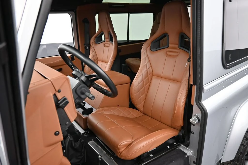 1994 Land Rover Defender 90 interior, seats, Saddle Brown