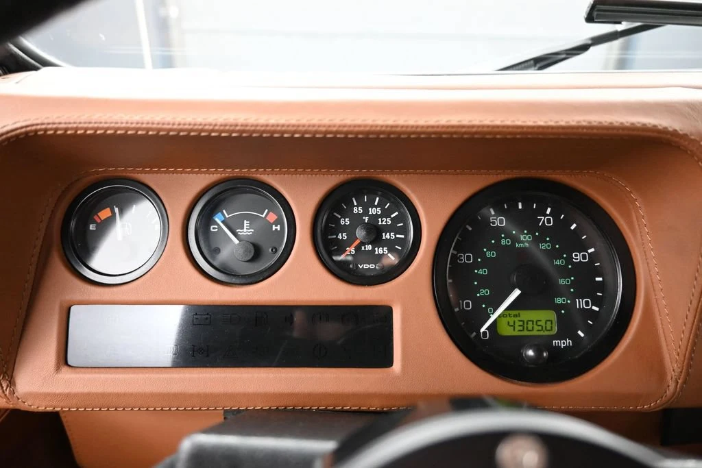 1994 Land Rover Defender 90 interior, Saddle Brown
