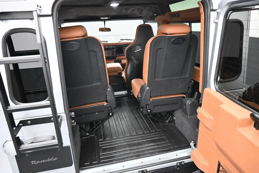 1994 Land Rover Defender 90 interior, seats, Saddle Brown