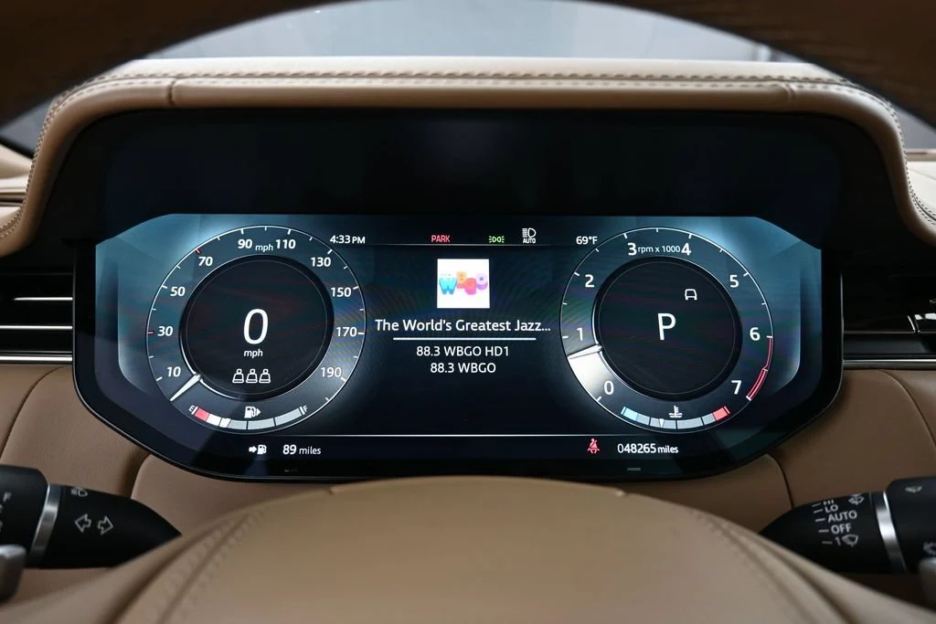 2023 Land Rover Range Rover SV interior, Caraway/Caraway
