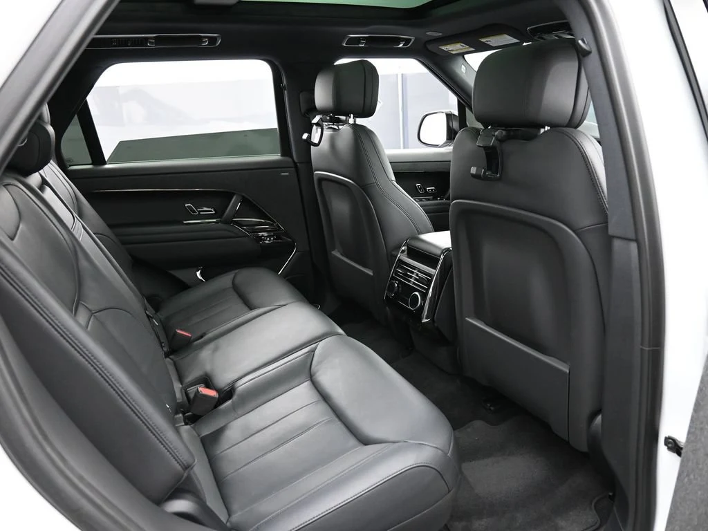 2024 Land Rover Range Rover Sport P400 Dynamic SE interior, seats, Ebony