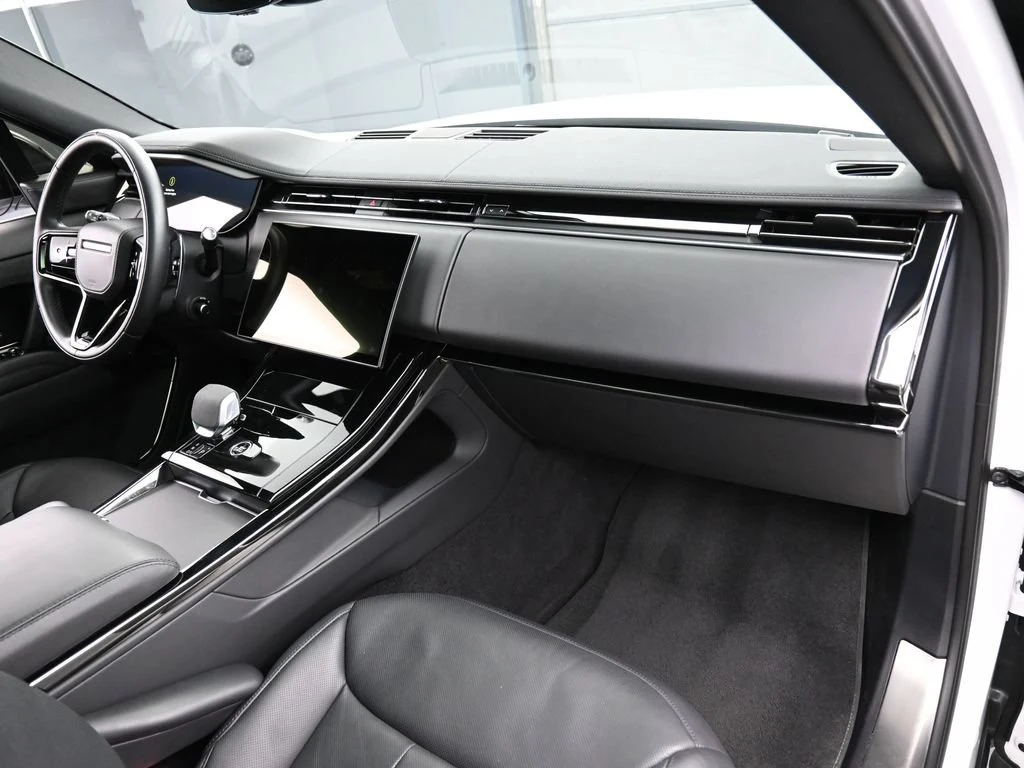 2024 Land Rover Range Rover Sport P400 Dynamic SE interior, Ebony