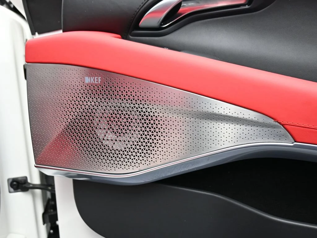 2025 Lotus Emira V6, detail
