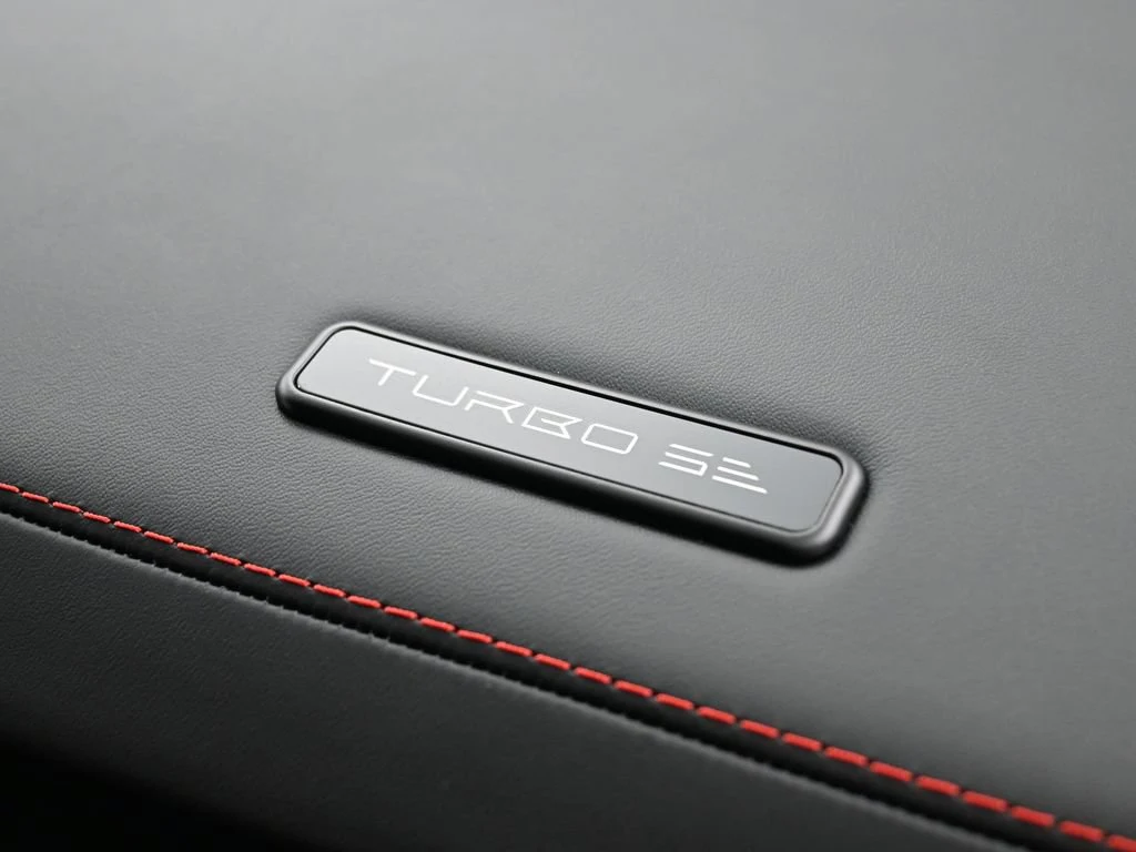2026 Lotus Emira Turbo SE, detail