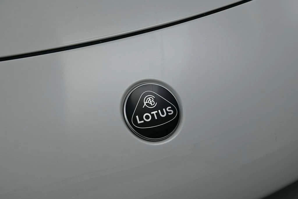 2026 Lotus Emira V6 SE Racing Line for sale, photo 12 of 30