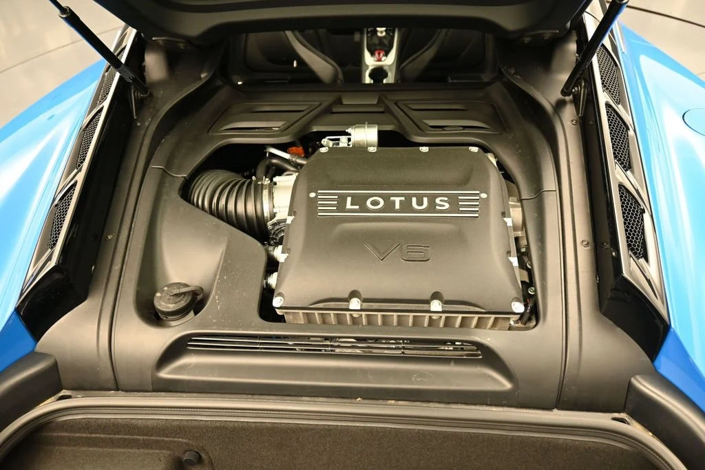 2026 Lotus Emira V6 SE engine