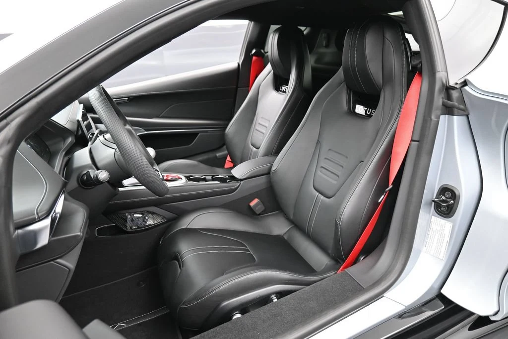 2026 Lotus Emira V6 SE interior, seats, Black
