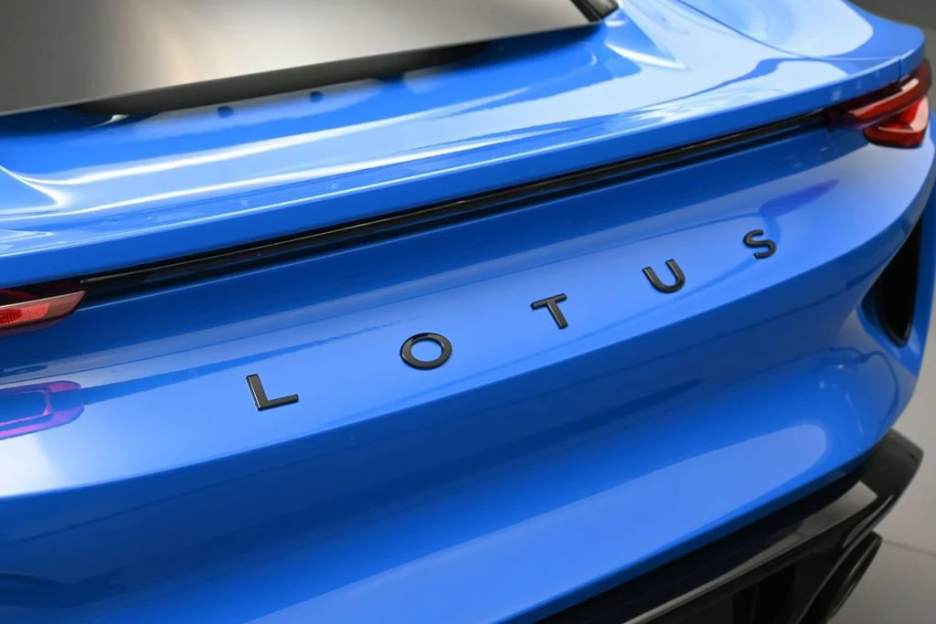 2026 Lotus Emira V6, detail