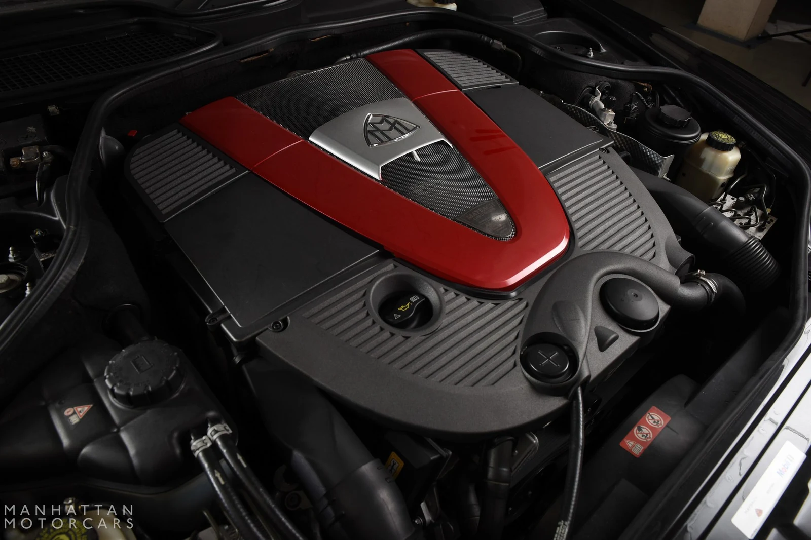 2009 Maybach 62 S Landaulet engine