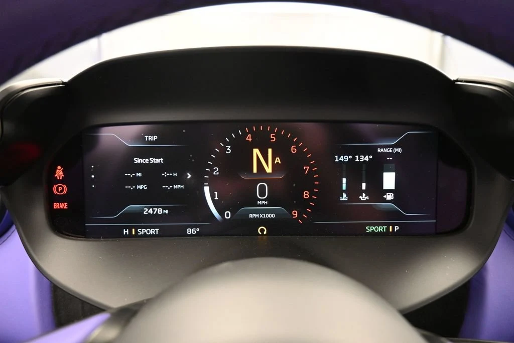 2024 McLaren 750S Spider interior, Purple
