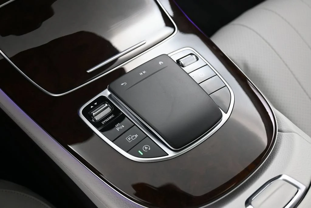 2023 Mercedes-Benz E 350 4MATIC interior, center console, Neva Gray/Magma Gray