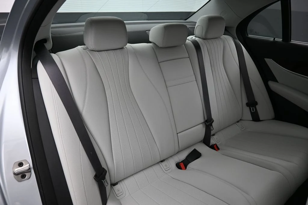 2023 Mercedes-Benz E 350 4MATIC interior, seats, Neva Gray/Magma Gray