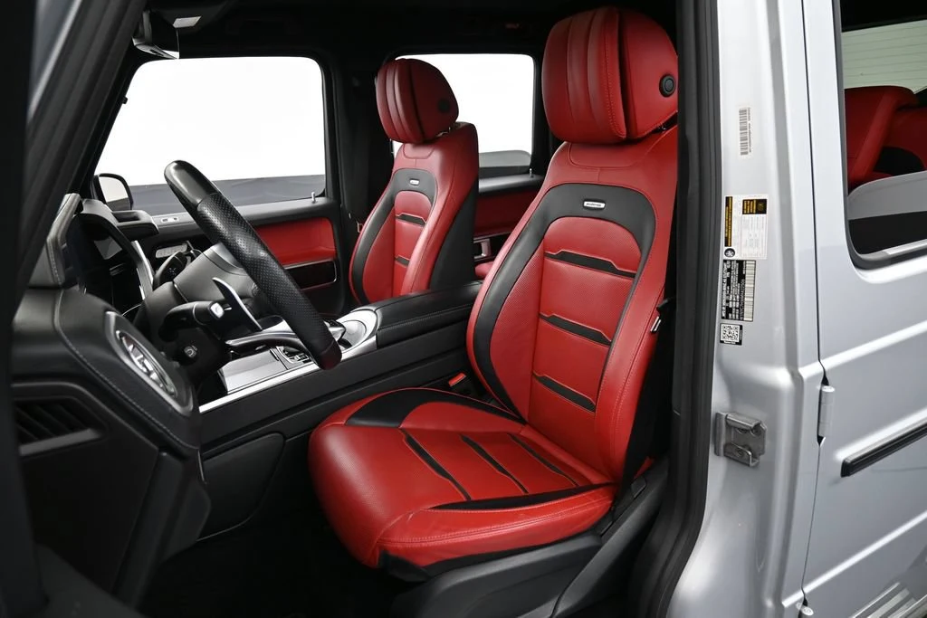 2021 Mercedes-AMG G 63 interior, seats, Classic Red/Black