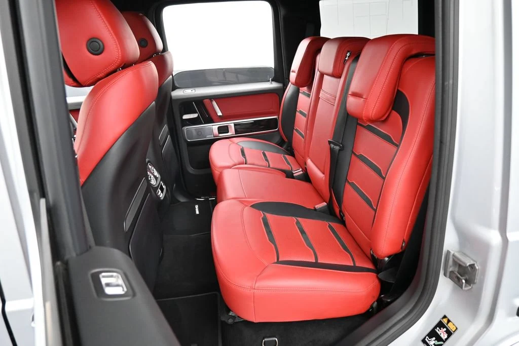 2021 Mercedes-AMG G 63 interior, seats, Classic Red/Black