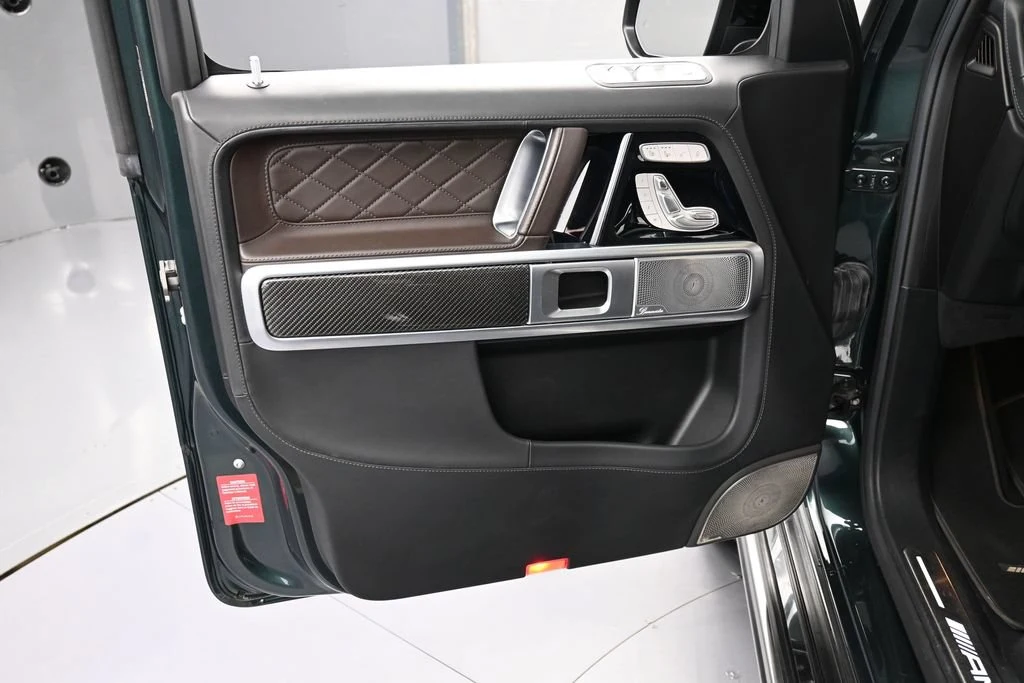 2022 Mercedes-AMG G 63 interior, door panel, Espresso Brown