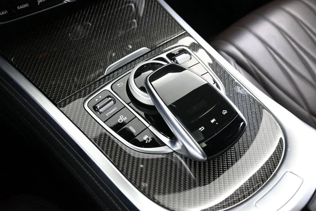 2022 Mercedes-AMG G 63 interior, center console, Espresso Brown