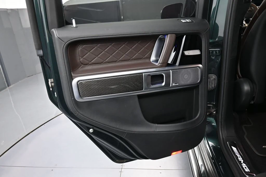 2022 Mercedes-AMG G 63 interior, door panel, Espresso Brown
