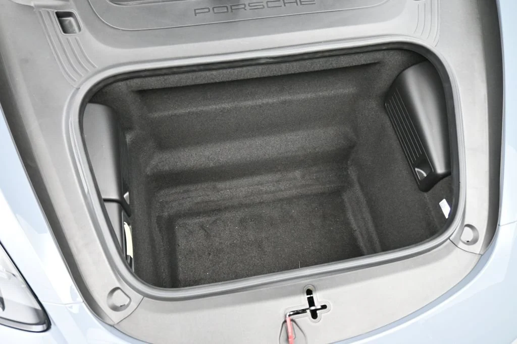 2024 Porsche 718 Cayman Style Edition trunk