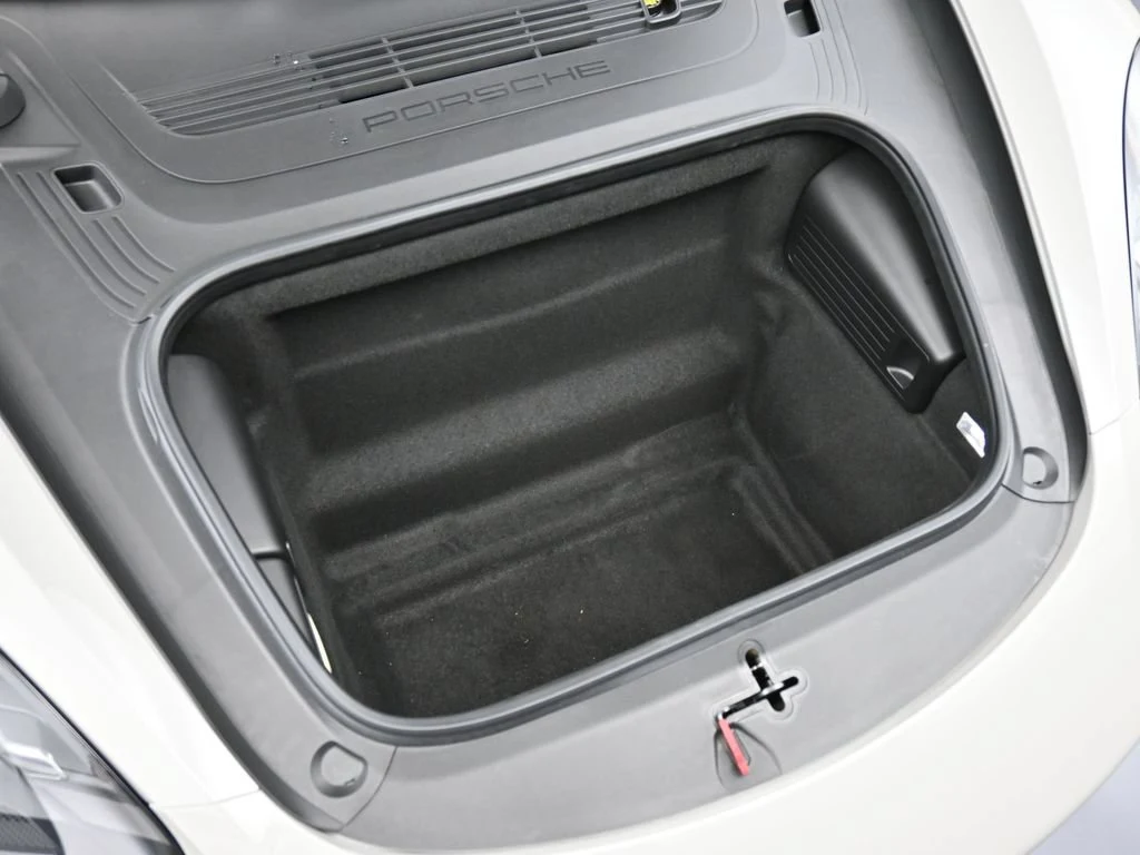 2024 Porsche 718 Cayman trunk