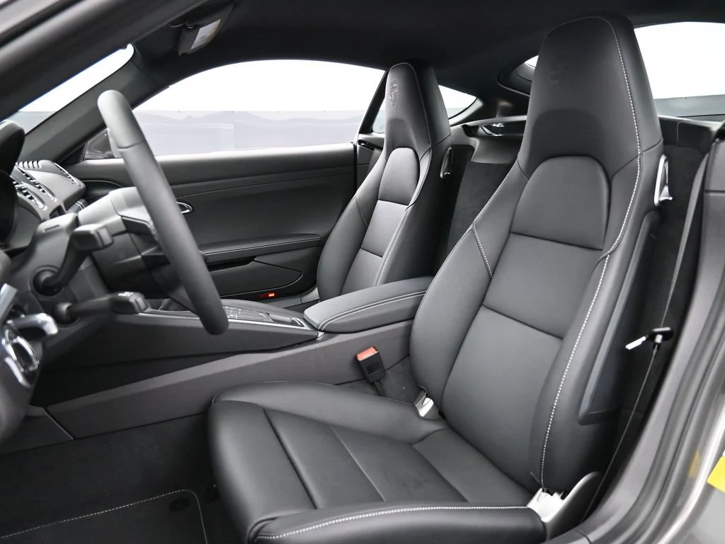 2025 Porsche 718 Cayman Style Edition interior, seats, Black