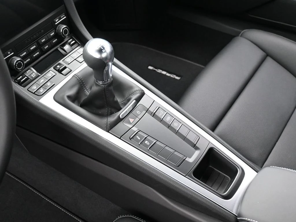 2025 Porsche 718 Cayman Style Edition interior, center console, Black