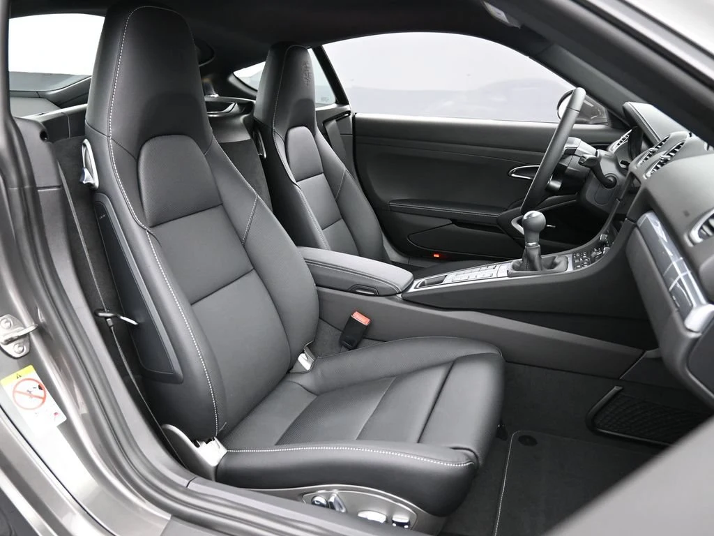2025 Porsche 718 Cayman Style Edition interior, seats, Black