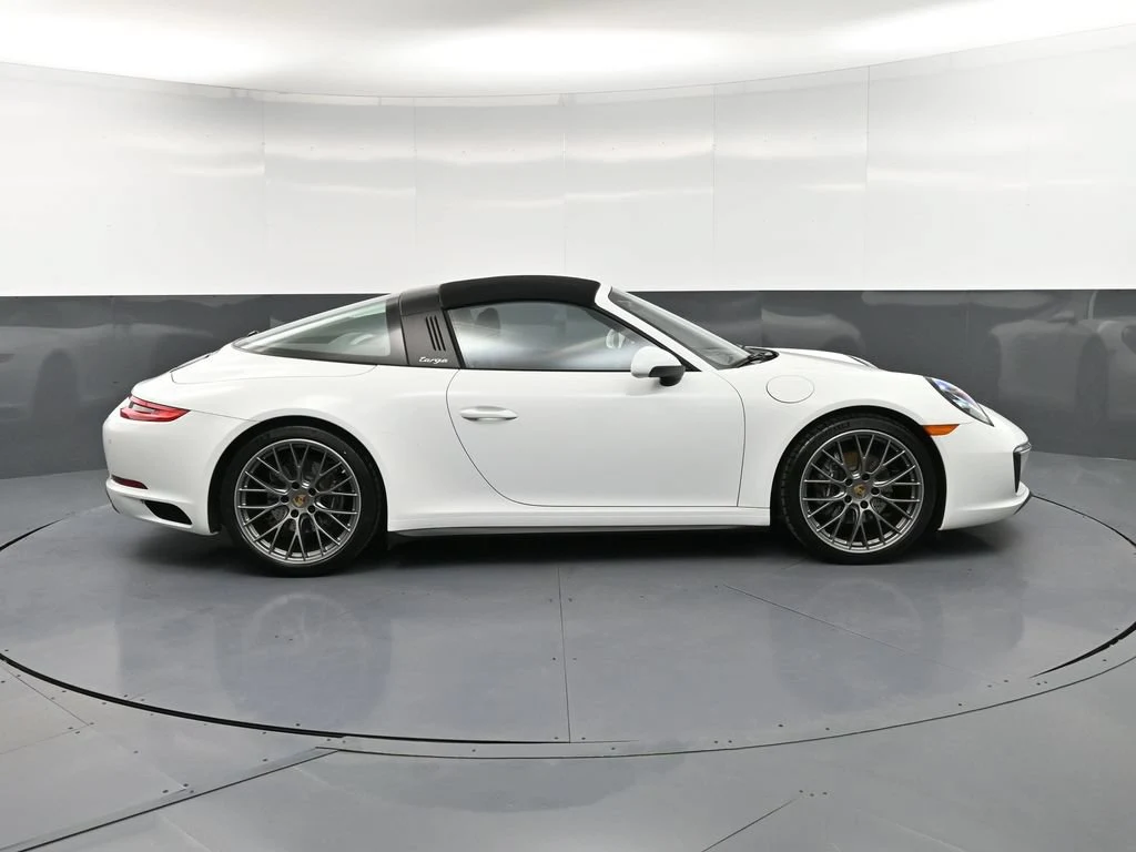 2019 Porsche 911 Targa 4 for sale, exterior, White