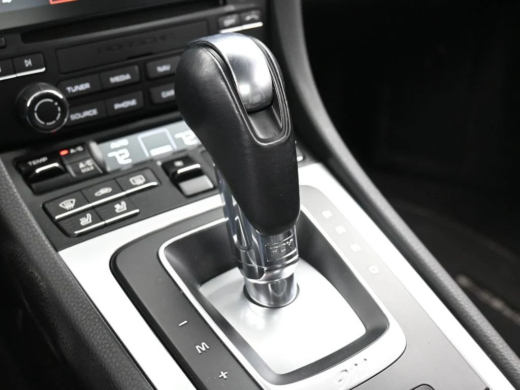 2019 Porsche 911 Targa 4 interior, center console, Black