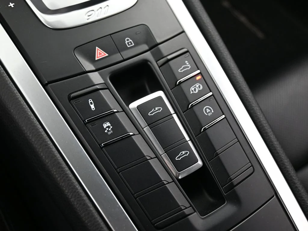 2019 Porsche 911 Targa 4 interior, center console, Black