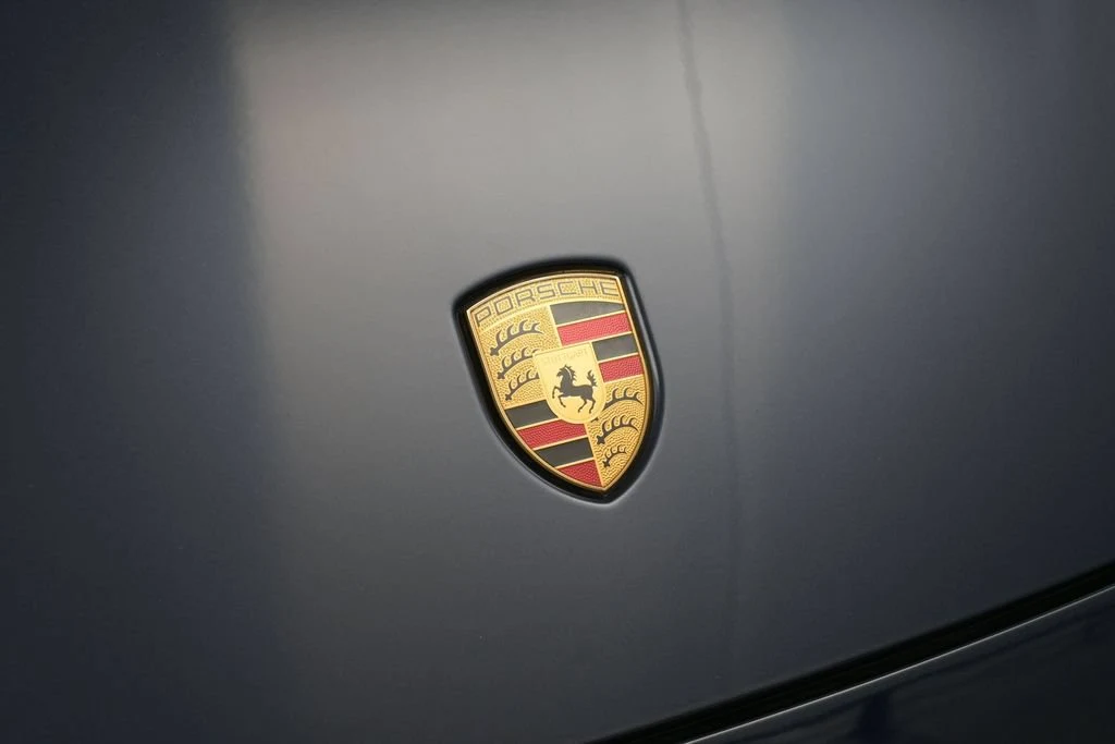 2020 Porsche 911 Carrera, detail