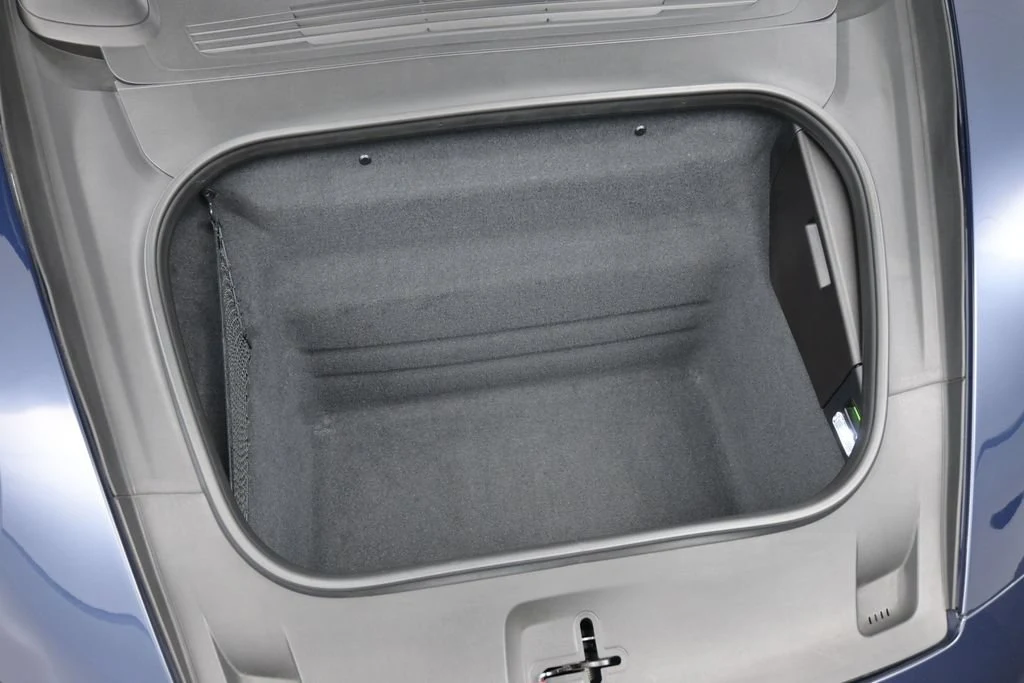 2020 Porsche 911 Carrera trunk