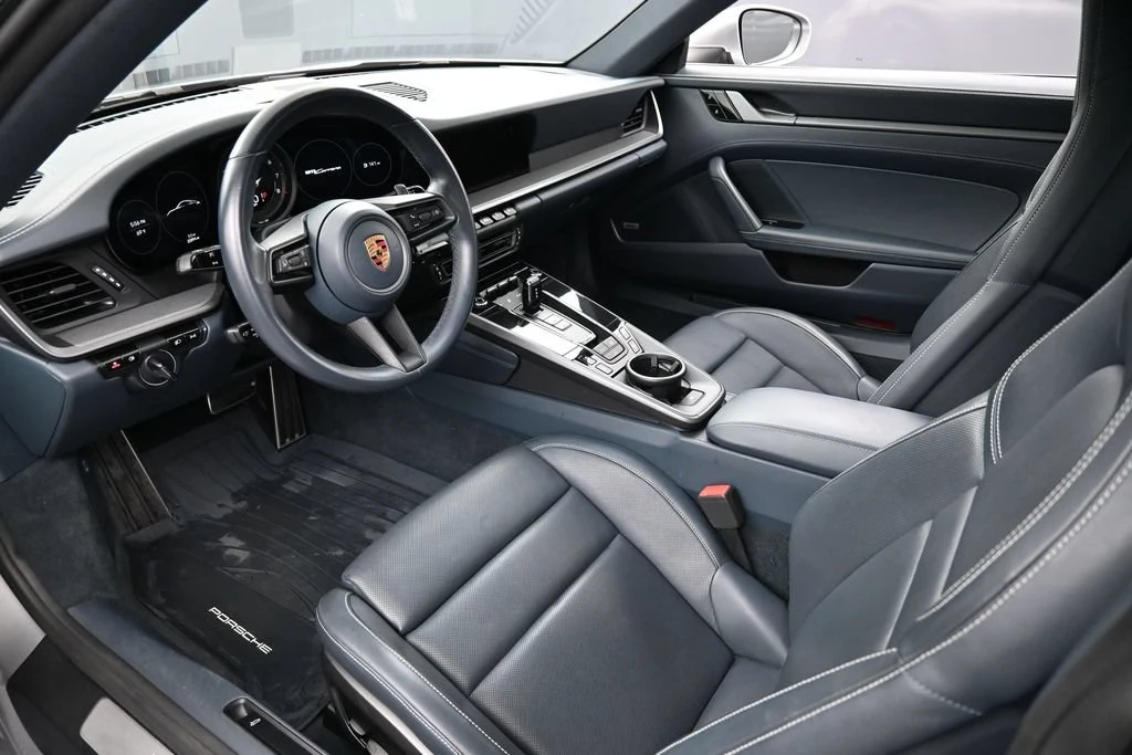 2020 Porsche 911 Carrera interior, Graphite Blue