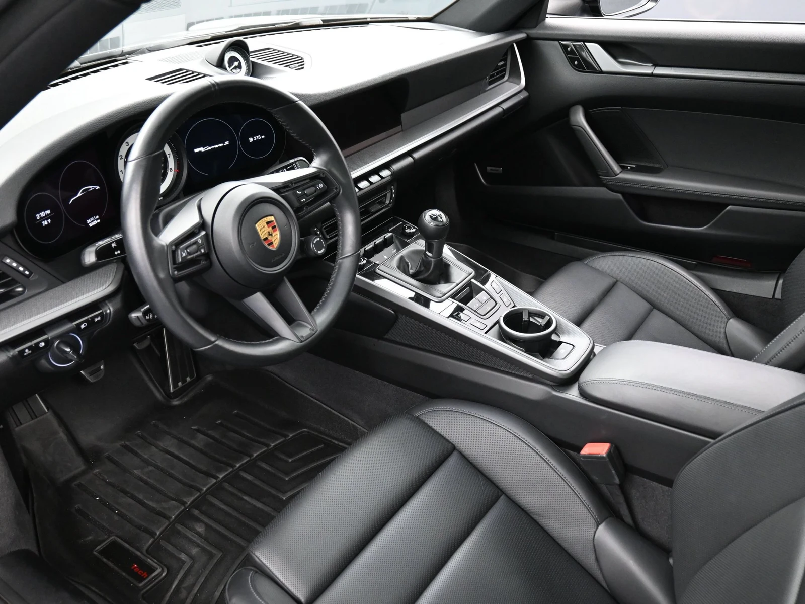 2021 Porsche 911 Carrera S interior, Black