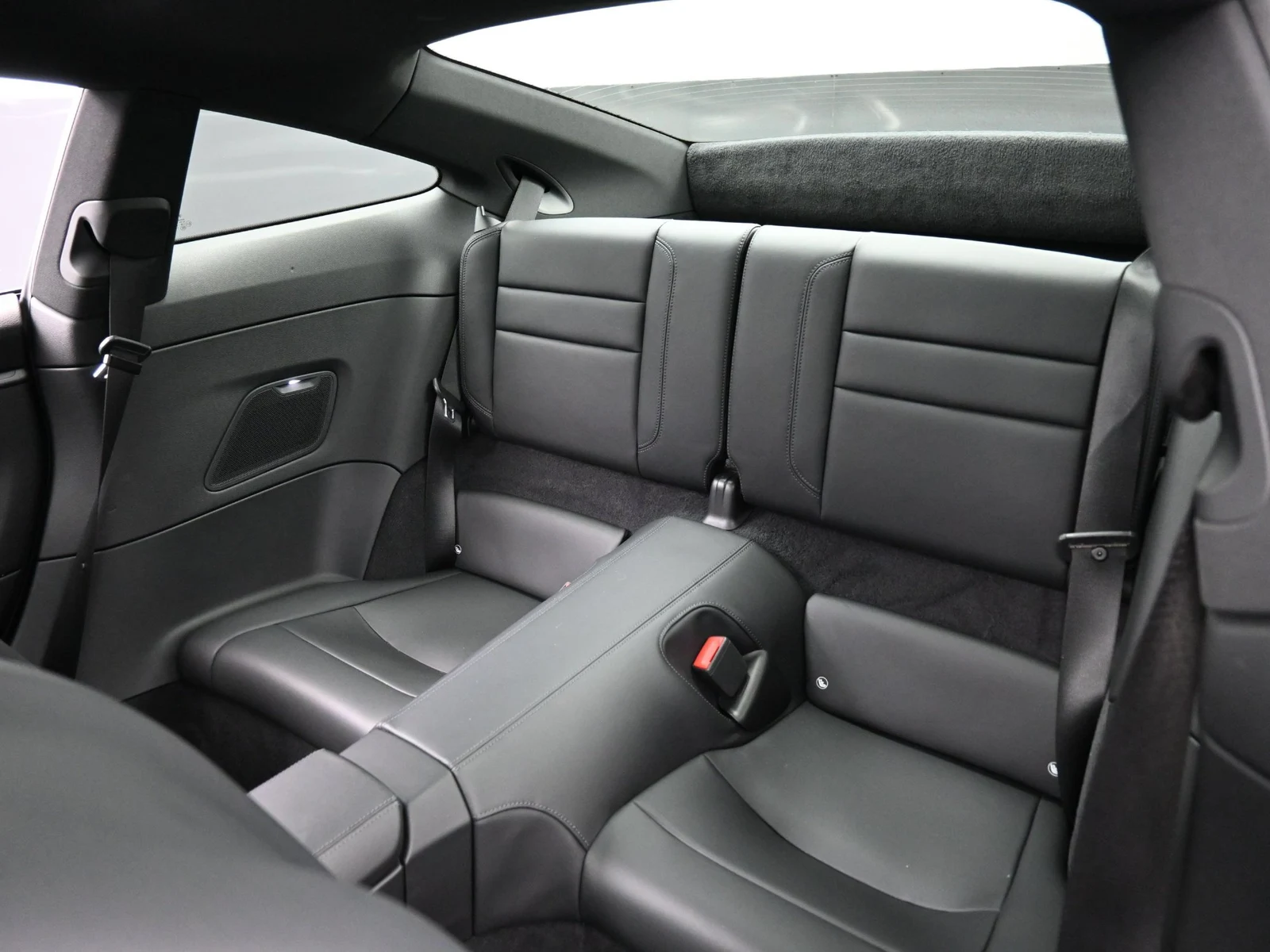 2021 Porsche 911 Carrera S interior, seats, Black