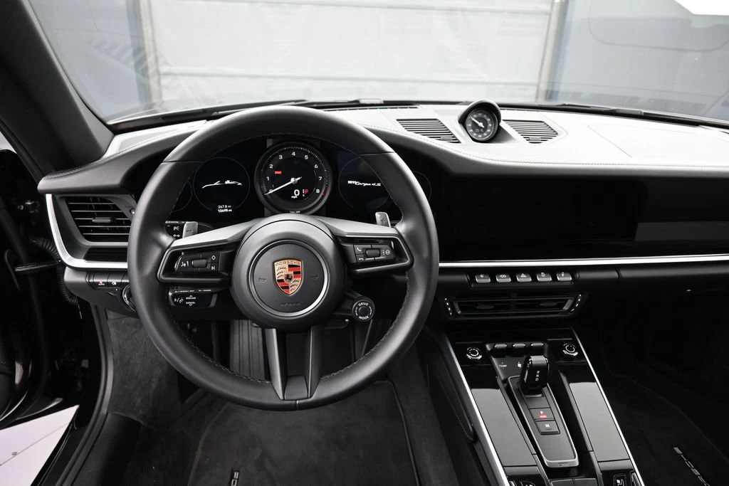 2024 Porsche 911 Targa 4S interior, dashboard, Black