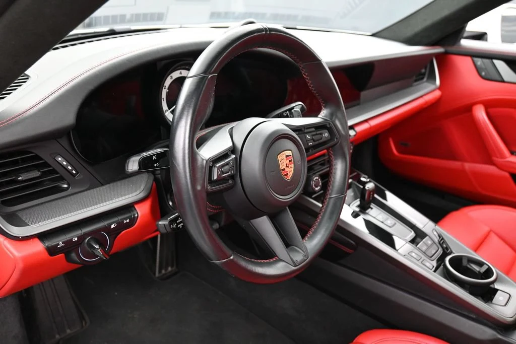 2024 Porsche 911 Carrera 4S interior, Black